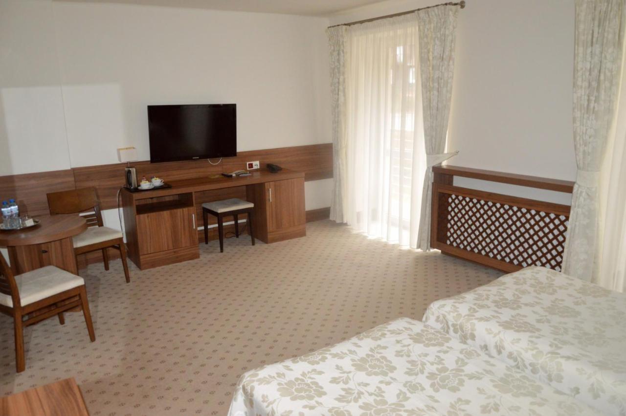 Hotel Termy Palacowe Nałęczów Extérieur photo