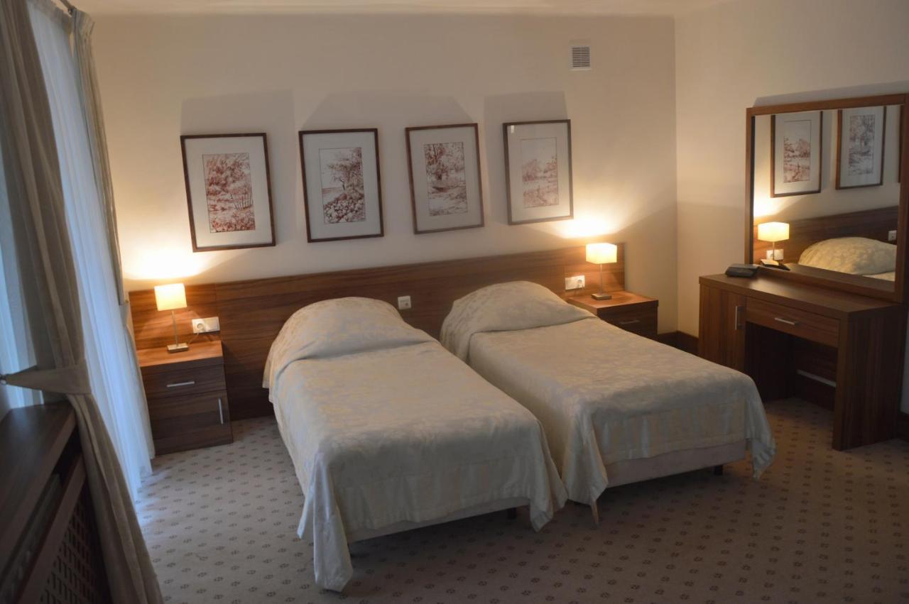 Hotel Termy Palacowe Nałęczów Extérieur photo